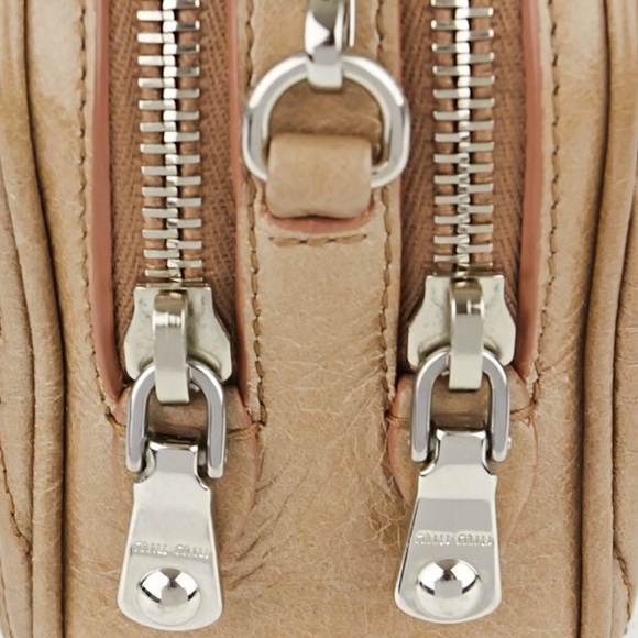 Miu Miu Cammeo Matelasse Lux Leather Mini Pochette - Picture 3 of 4