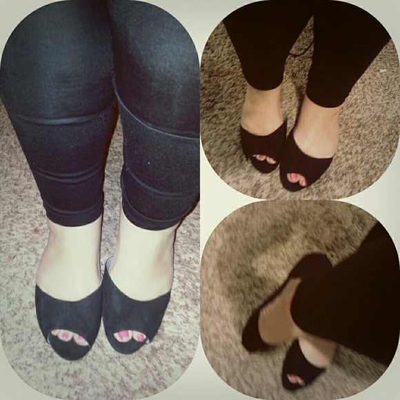 Cute black suede flats