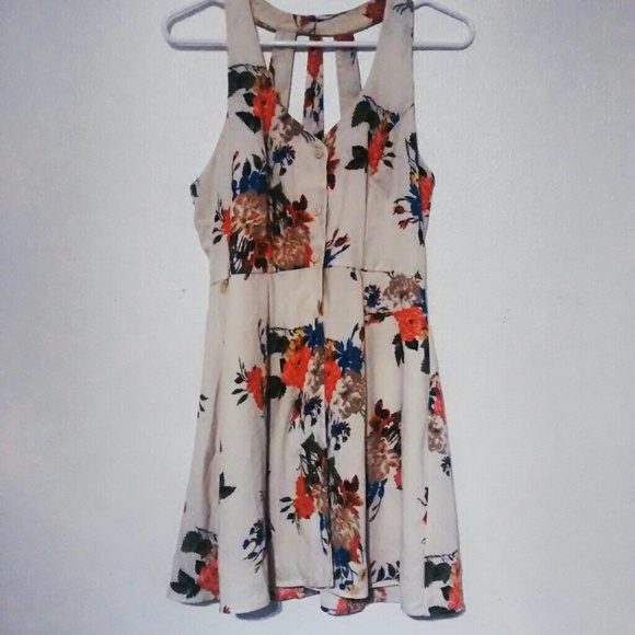 Forever 21 Adorable Floral Shift Dress