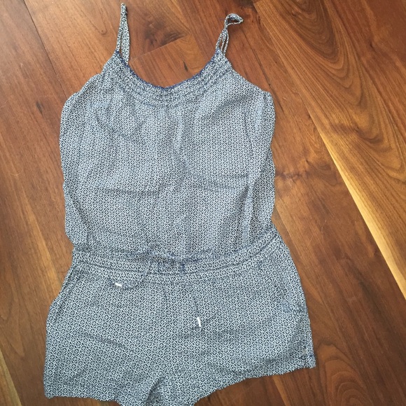 Aeropostale romper