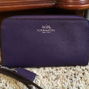 Coach tech wallet