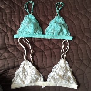 Bundle multicolor bras.