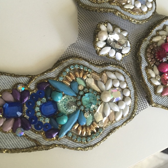 Amazing necklace with 3 different sets of colors! - Picture 3 of 4