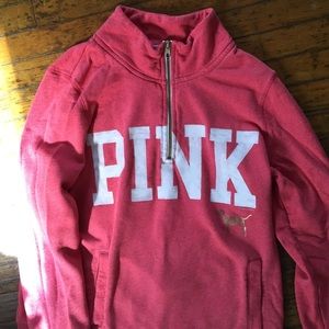 VS half zip pullover