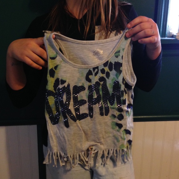 Crop top