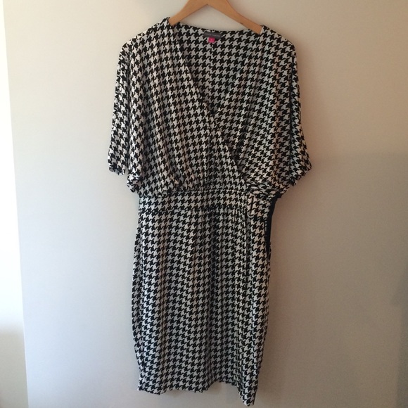 Vince Camuto houndstooth print dress
