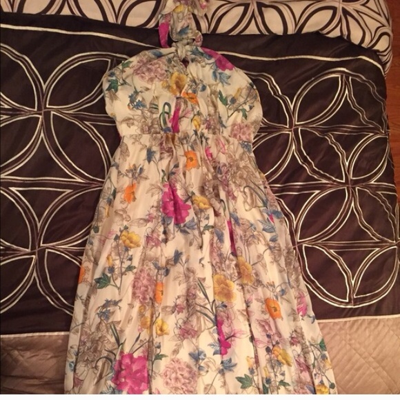 H&M floral maxi beautiful dress.