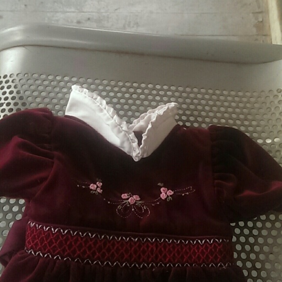 Baby clothing - Picture 2 of 2