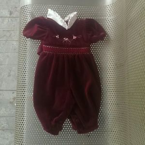 Baby clothing