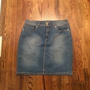 Denim skirt