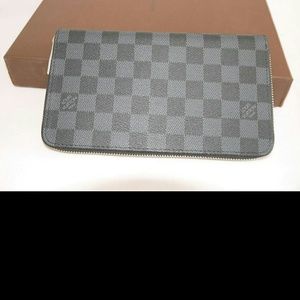 Louis Vuitton Zippy Organizer Damier Graphite