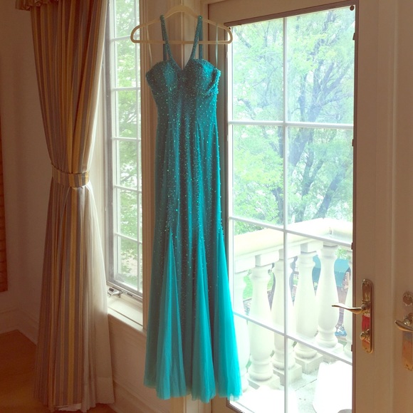 New Sean Collection Turquoise Sequence prom Gown - Picture 1 of 4