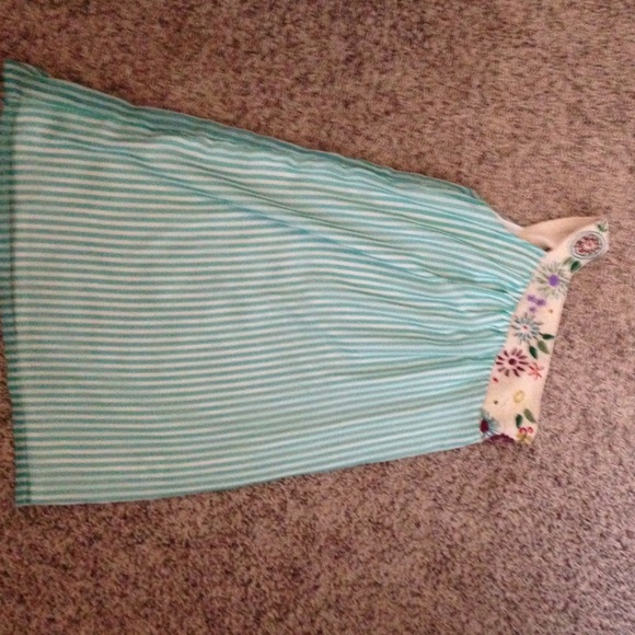 One shoulder embroidered dress