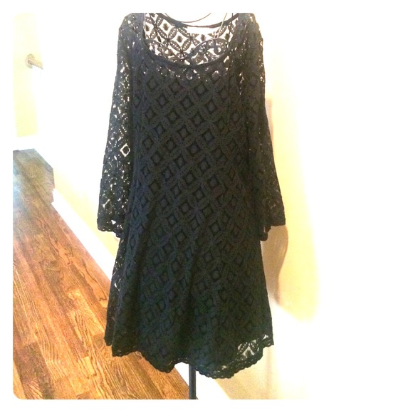 Black lace dress