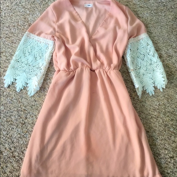 TOBI DRESS! - Picture 2 of 4