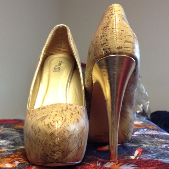 Gold and Tan Platform High Heels  💛😍👠