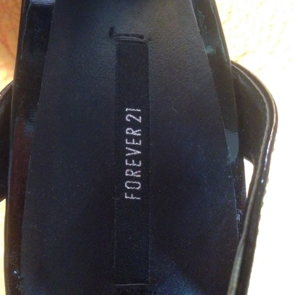 Aztec heels! - Picture 3 of 4