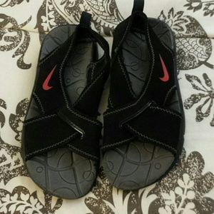 Nike sandals size 1