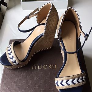 SOLD! Gucci Summer Espandrille in Navy