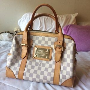 💥HOLD💥Louis Vuitton Inspired bag