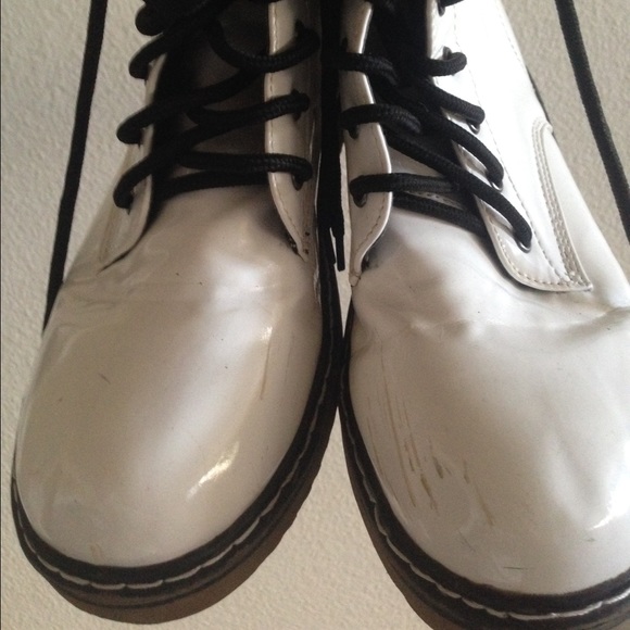 Sold - Picture 4 of 4