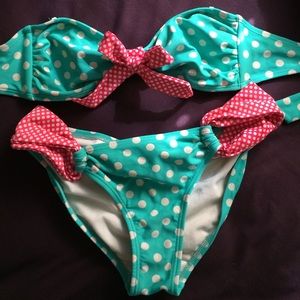 swim suit
