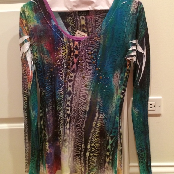 Variety animal print buckle top