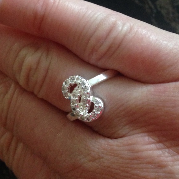 New Sterling Silver Infinity Knot Ring