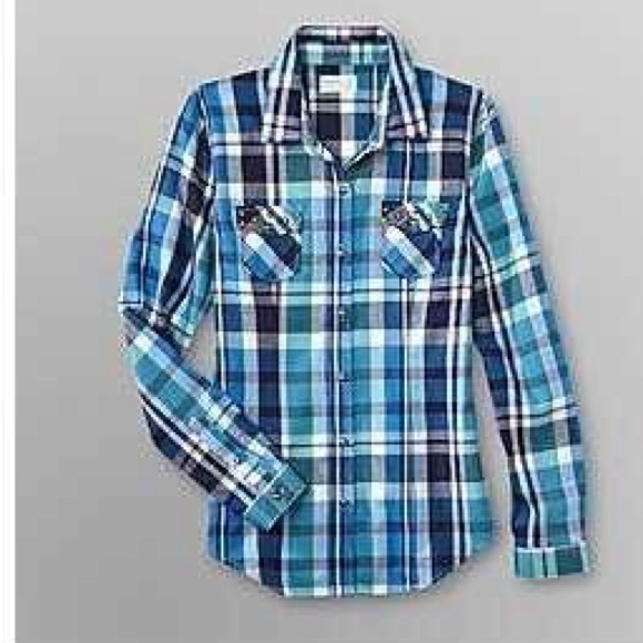 Plaid long sleeve top😍💙💚💙💚