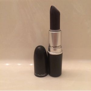 Mac lipstick in cyber