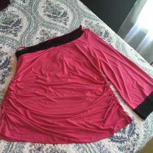 NWOT Sz. 3X Torrid One Shoulder Lace Trim Top