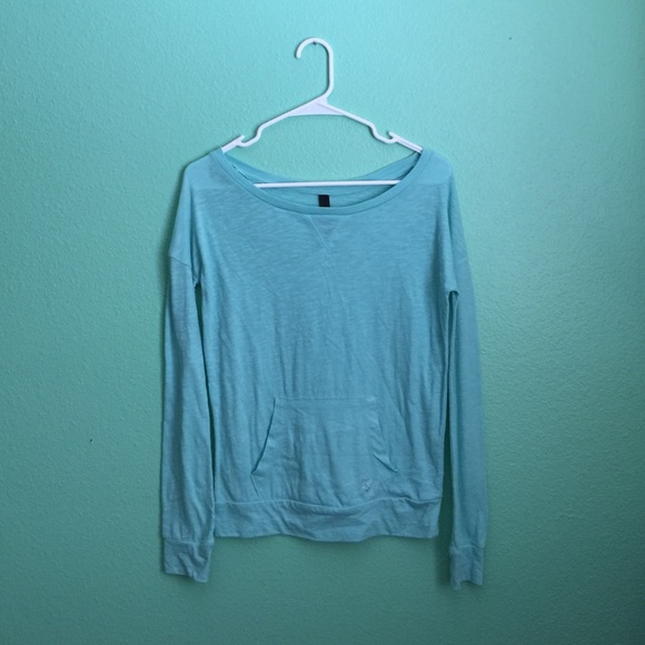 🔴blue (thin) sweater