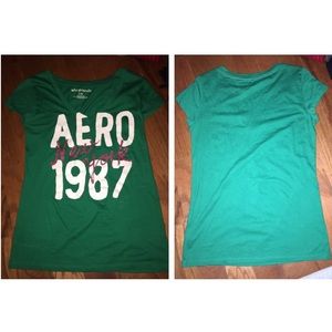 Aeropostale shirt. Size Large.