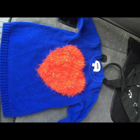 Ruum Sweater