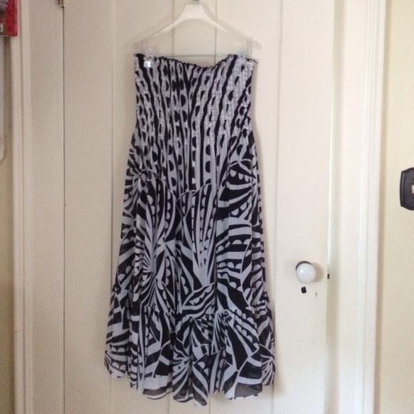 White House Black Market dress, size 6