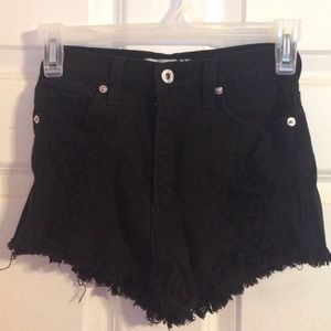 🌻refuge🌻black high waisted shorts!