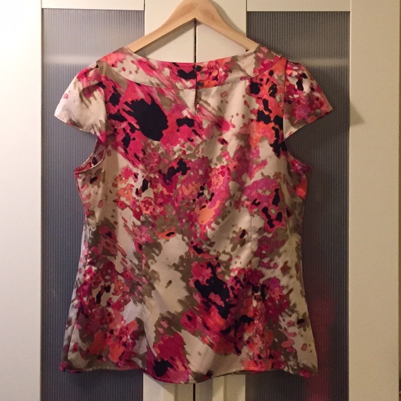 WORTHINGTON Floral Shirt 💞SOLD💞 - Picture 4 of 4