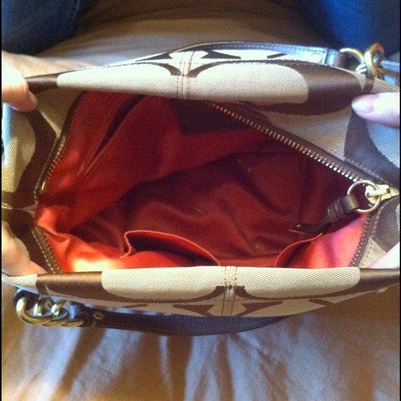 Authentic Coach Brooke - Picture 2 of 4