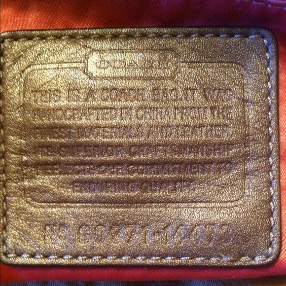 Authentic Coach Brooke - Picture 3 of 4