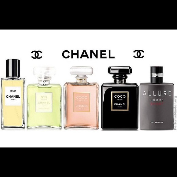 Lots of sample fragrances! Perfect size for travel