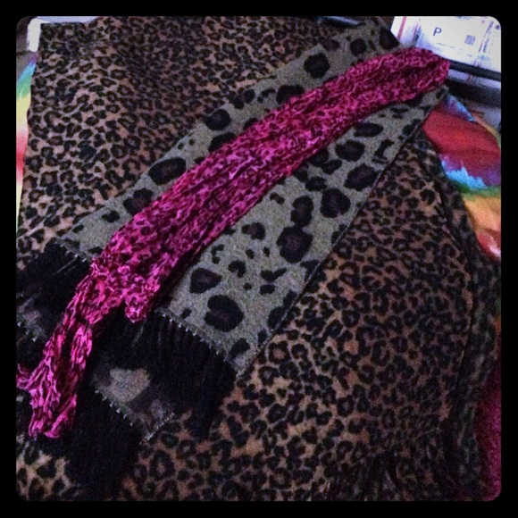 ANIMAL PRINT SCARF BUNDLE