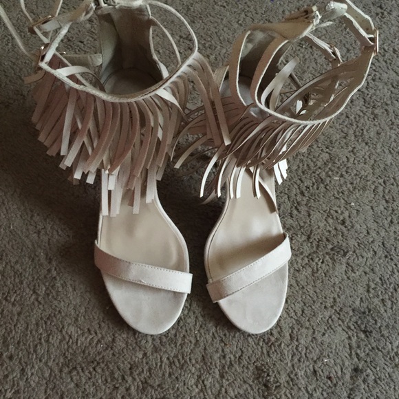 ❌RESERVED for @_kianna❌ tan high heels size 8. - Picture 3 of 4