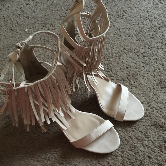 ❌RESERVED for @_kianna❌ tan high heels size 8. - Picture 4 of 4