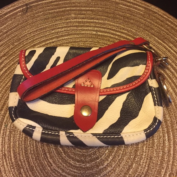 Dooney & Bourke wristlet
