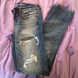 American Eagle distressed jeans