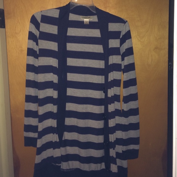 Blue and gray long cover up