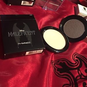 Brand new beauty powder