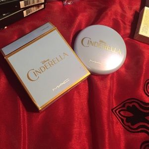 Brand new iridescent powder.