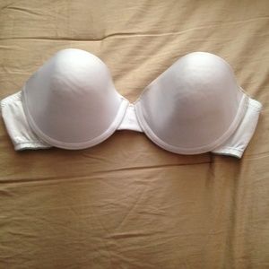 Simple white strapless bra