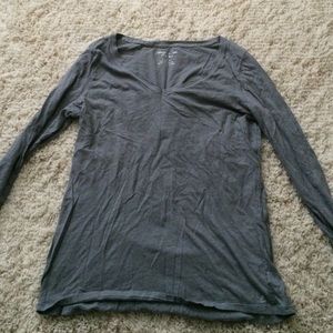 Grey American eagle long sleeve v neck